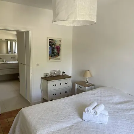 A 600m De La Avec Piscine, Clim Et Internet - Fr-1-726-41 * Cavalaire-sur-Mer