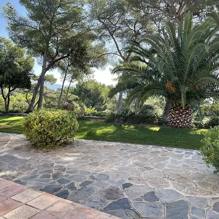 A 600m De La Avec Piscine, Clim Et Internet - Fr-1-726-41 Villa *